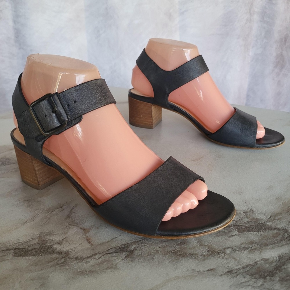Paul Green Sandals Womens Size 9 Black Leather Slingback Block Heel Buckle
